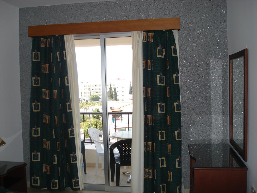 Petsas Apartments Coral Bay Exteriér fotografie